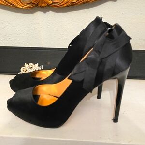 BADGLEY MISCHKA PEEP TOES